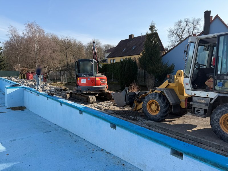 Bauarbeiten Längsseite 3